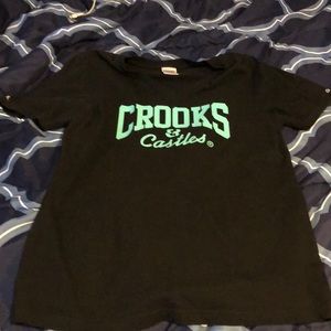 Crooks and castles v neck